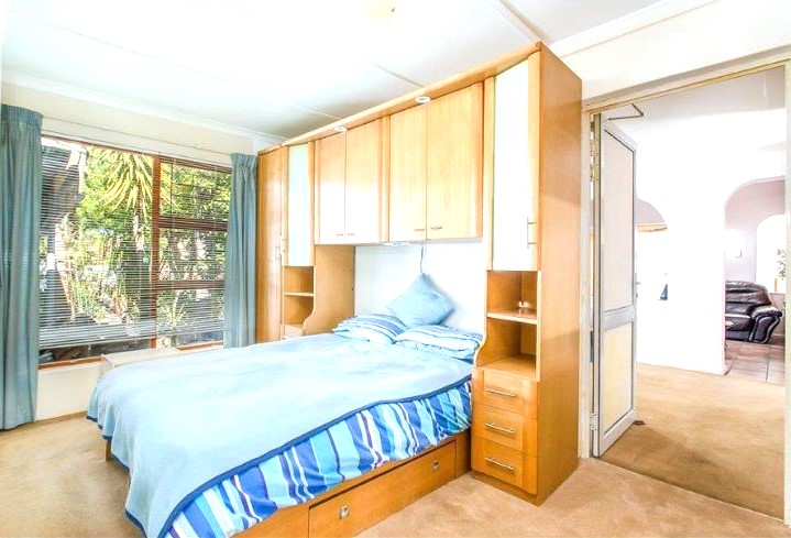 4 Bedroom Property for Sale in Paarl North Western Cape